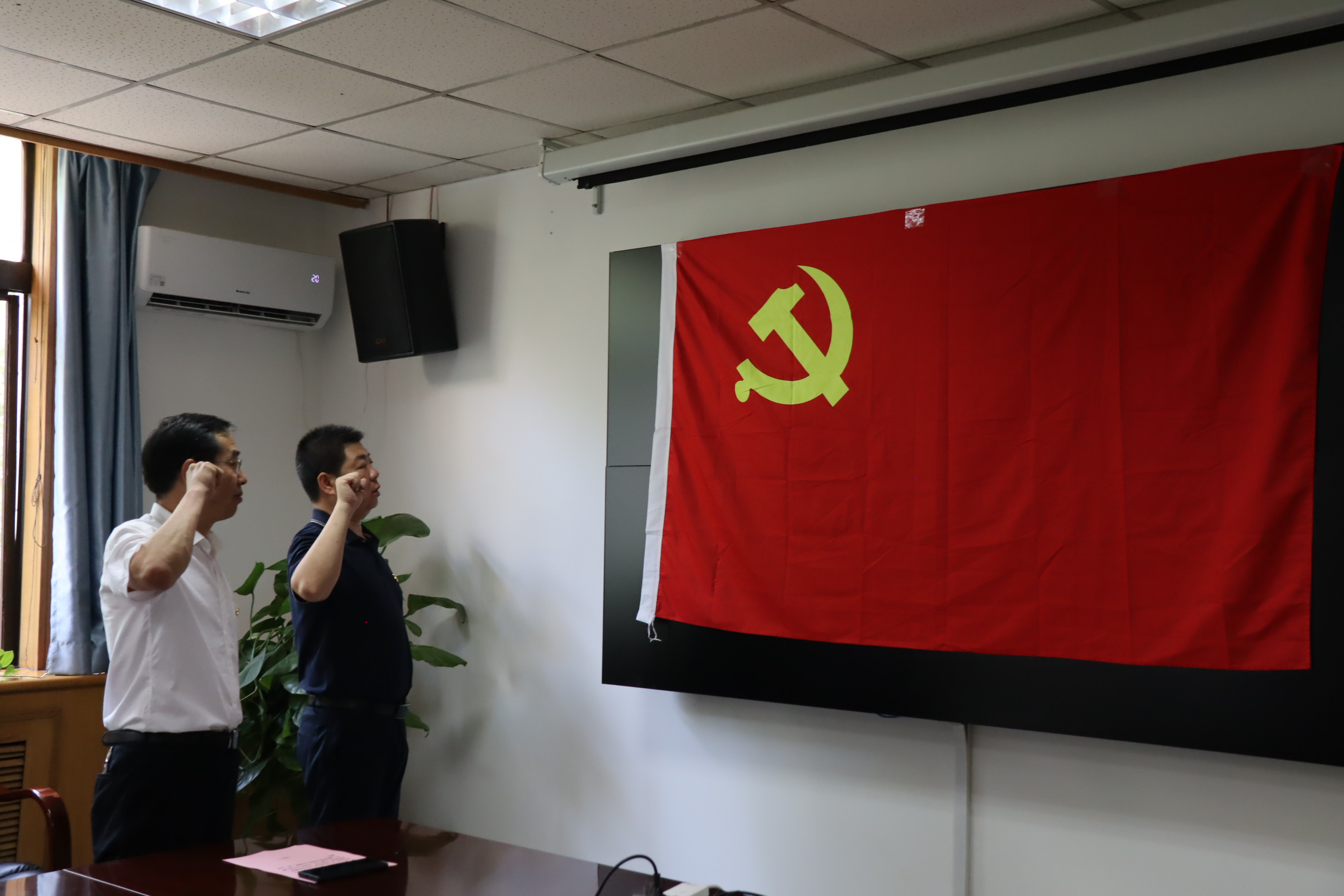 1688350506633126.jpg 1688350506633126.jpg